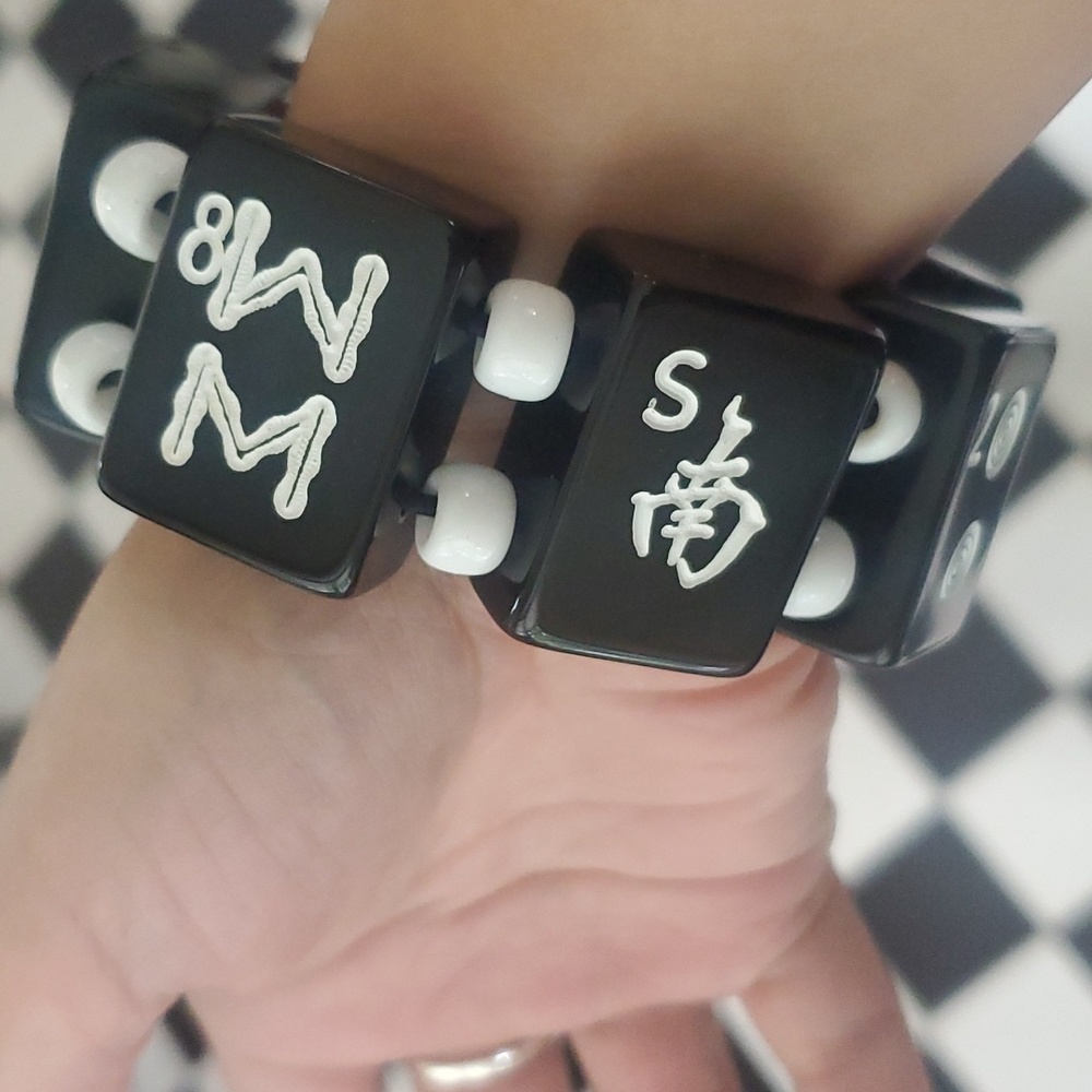 Vintage mahjong tile bracelet - Picture 2 of 5